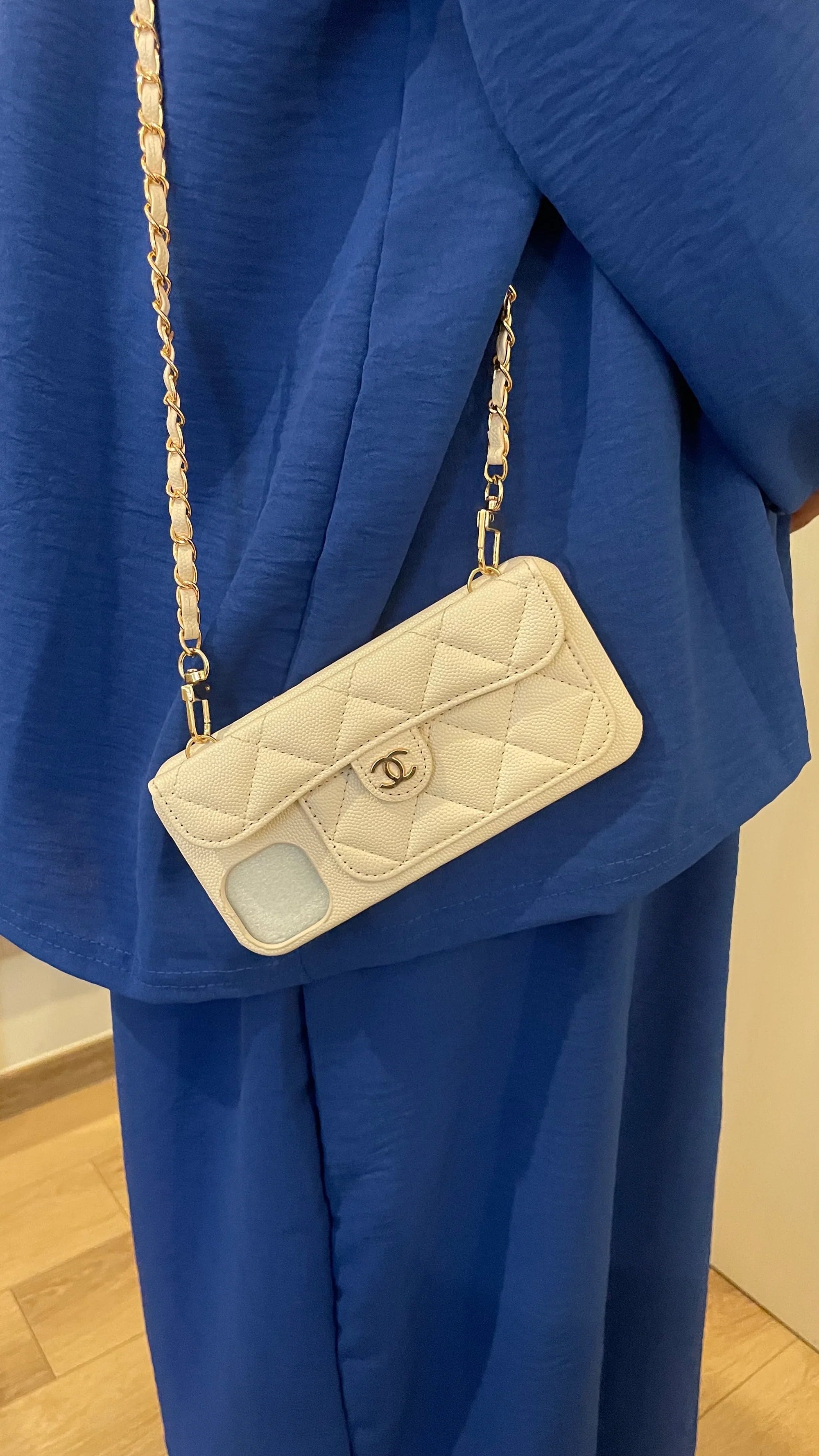 White CC Case