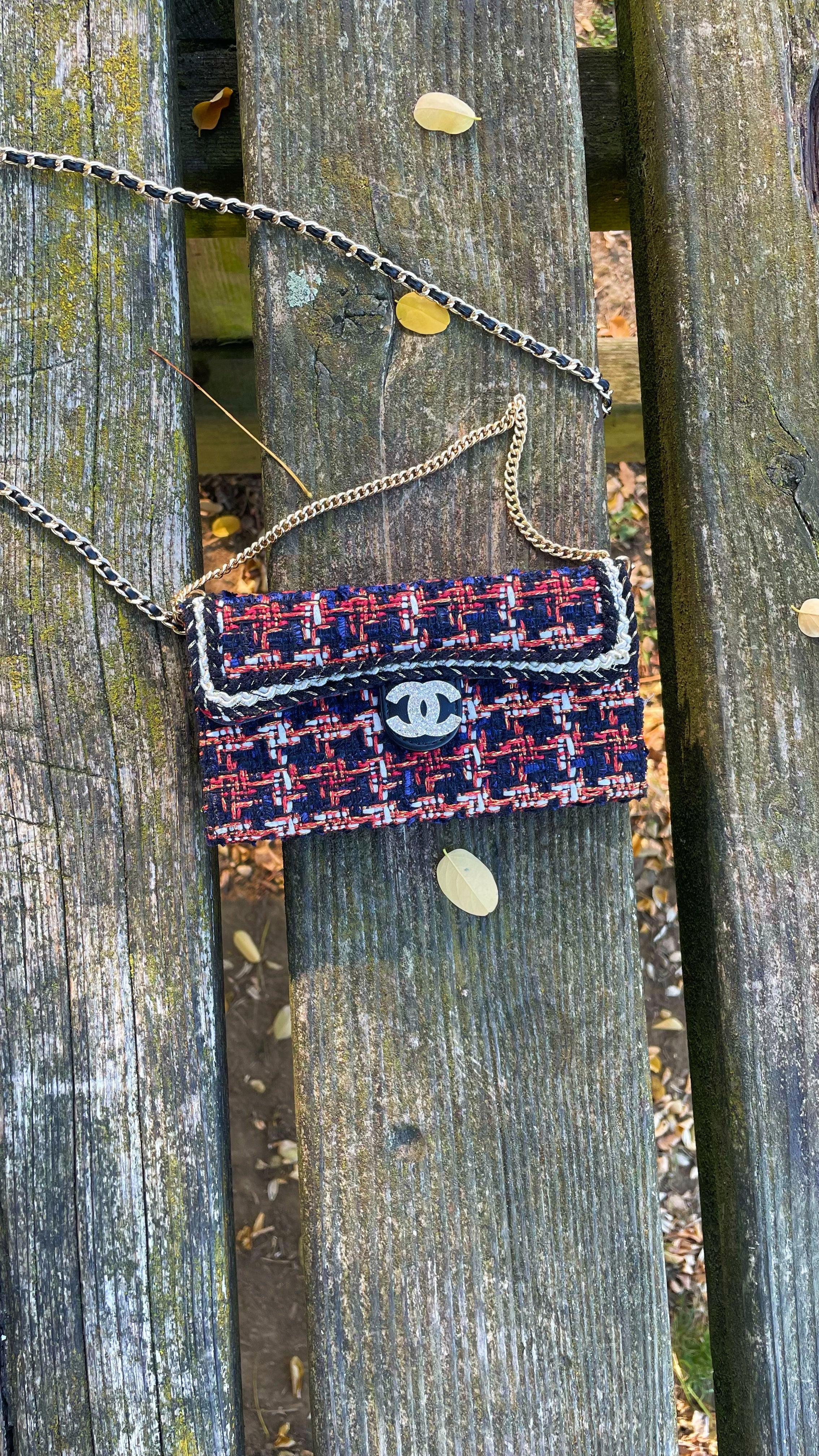 Black&Red Tweed Case
